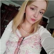 Profesora de música para todos los cursos de primaria.